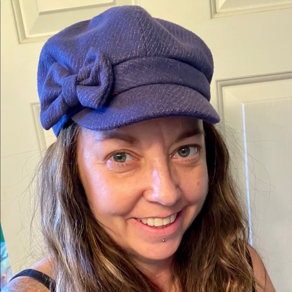 D&Y Navy Blue Newsboy Cap Hat w/Bow On Side